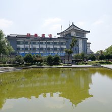镇江欣泰宾馆(金山风景区店)