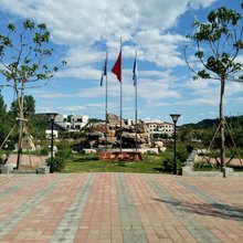 兴隆山楂树之恋房车驿站