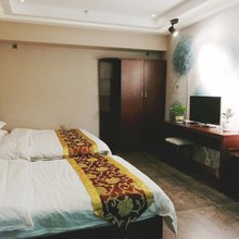 那拉提百乐途客栈(那拉提旅游风景区店)