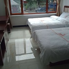 坝上草原萍英农家院
