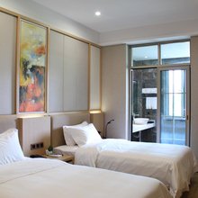 尚铂商务宾馆(兰州海关地铁站店)