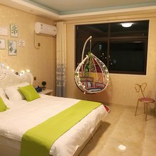 星恋湾假日酒店(南京禄口国际机场南航金城学院店)