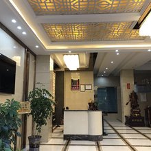 沿河咔斯特酒店