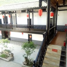 广元君臣客栈