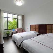 蒲江湖畔居客栈