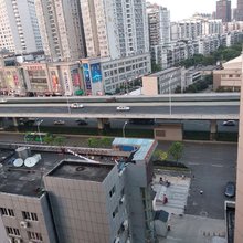 小舍太空舱青年公寓(武汉徐东店)