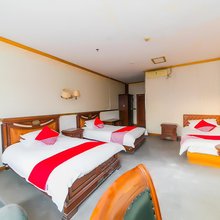 乌鲁木齐新万兴宾馆(火车南站店)