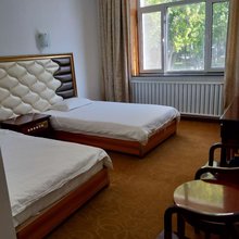 哈巴河银桦旅游宾馆