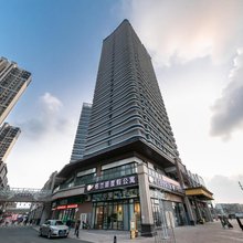 格兰迪度假酒店(万达广场店)