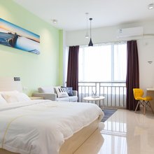 铂逸居公寓(绿岛湖地铁站店)