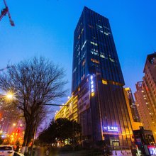 喆啡酒店(西安北客站凤城五路地铁站店)