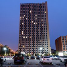泡泡设计师民宿(无锡惠山万达店)