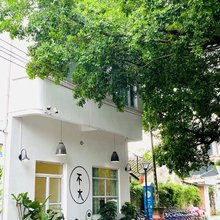 有猫有狗有摩托的不大民宿(古城牌坊街店)