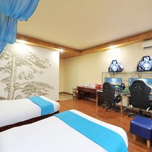 峨眉山梦想家电竞主题酒店