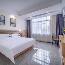 东兴盛苑酒店(国门景区店)