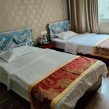 康定晓艳旅馆