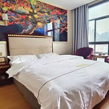 贵阳雍熙宾馆(延安西路地铁站店)