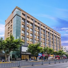 如家精选酒店(上海火车站延长路地铁站店)