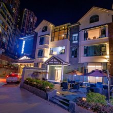 自贡湖畔隐庐酒店(华商国际城店)