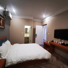雅特酒店(阳逻港华中国际产业园店)