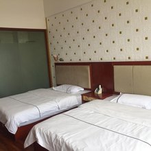 易门金宝亨快捷民宿
