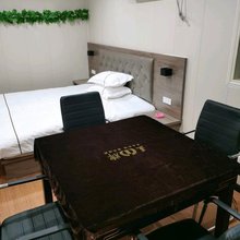 爱情海公寓(武汉晴川学院店)