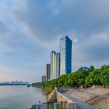 长沙恒泰高空江景轻奢酒店