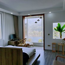 听雨阁客栈(乌溪江水库底店)