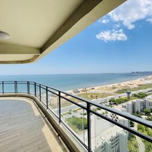 海蓝湾·尊享海景度假酒店公寓(东戴河白金海店)