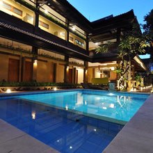 十里楠舍酒店(秦皇岛山海关天下第一关景区古城店)
