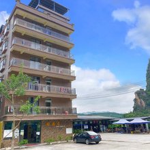 英德田园居客栈(英西峰林走廊店)
