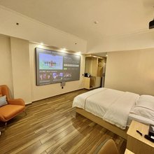 哈曼酒店(化州火车站店)