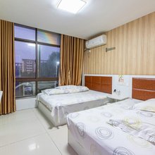 南京荣莲宾馆(殷巷新寓诚信大道地铁站店)