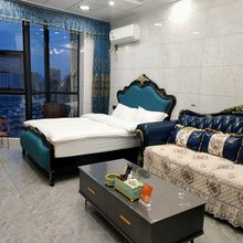 爱尚影院民宿