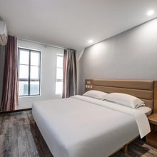 绿苑星酒店(南通荷兰街大学城店)