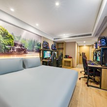MAX电竞民宿(杭州武林广场店)
