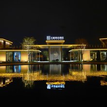 云和夜泊酒店(日照多岛海店)
