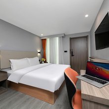 新如佳酒店(华中科技大学店)