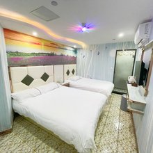 沪中酒店(上海唐镇地铁站店)