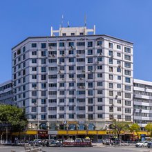 陇申酒店(兰州万达广场大润发店)