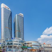 万丽海景度假公寓(青岛火车站中联自由港湾店)