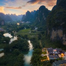 阳朔遇龙河印象度假