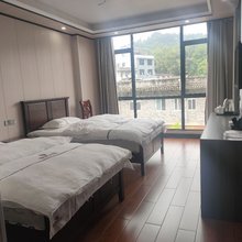 来凤卯洞宾馆