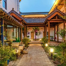 花筑·云台山氧吧民宿(岸上服务区店)