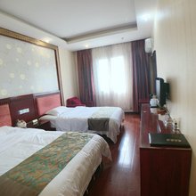 峨眉山锦里假日酒店(大佛禅院店)