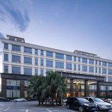 桂林新桂系酒店(会展中心广西师范大学店)
