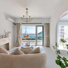 三亚蔚蓝星月海景度假公寓(大东海旅游区店)