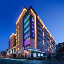 金华圣庭酒店(市政府世贸城市广场店)