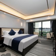 峡林酒店(武汉黄浦路地铁站解放公园店)