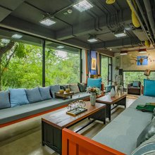 那蓝设计师民宿(日照凤凰措店)